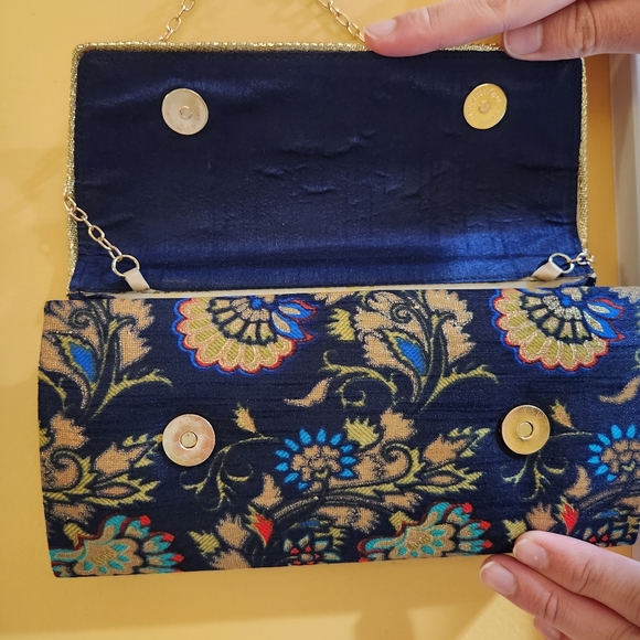 OKPTA Vintage Blue Floral/Gold Fabric Appliques Clutch with Gold Chain Strap - Picture 2 of 6
